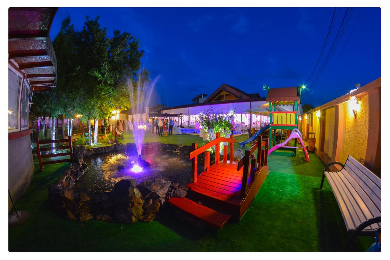 Pensiune Valentina Hotel Ramnicu Valcea Exterior photo